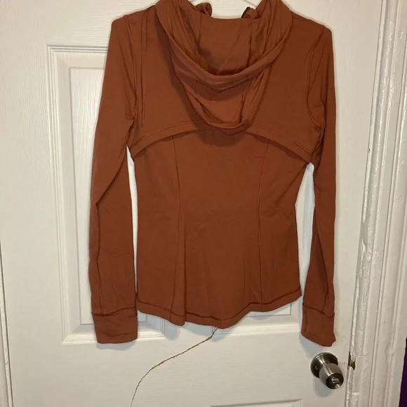Lululemon Women's Brown Zip-Up Hoodie - Picture 2 of 3